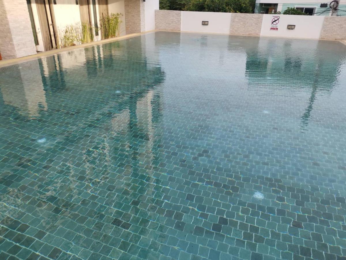 Leenova Place Bangkok Eksteriør billede